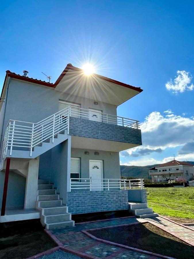 The Breeze & Sunlight Apartment Vrasná Extérieur photo