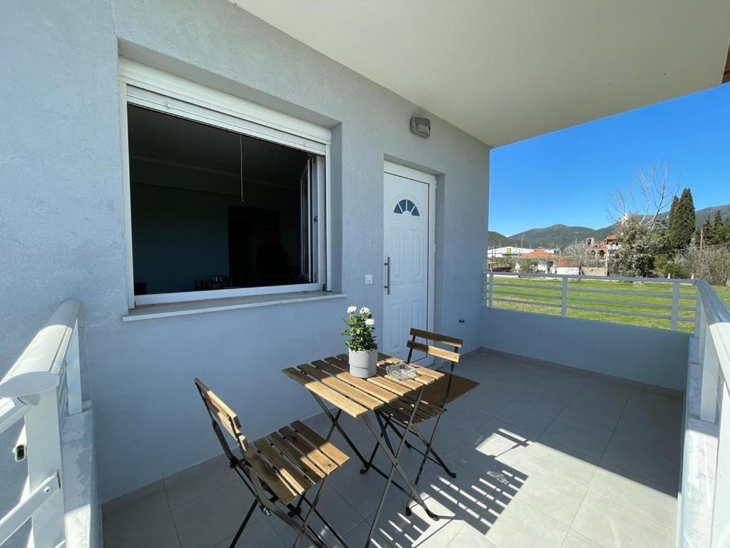 The Breeze & Sunlight Apartment Vrasná Extérieur photo